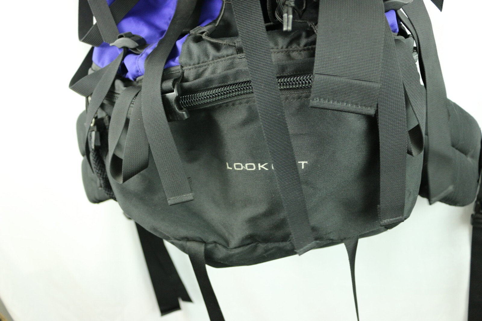 North Face Lookout Hiking Camping Backpack with Integrated Rigid Frame 5