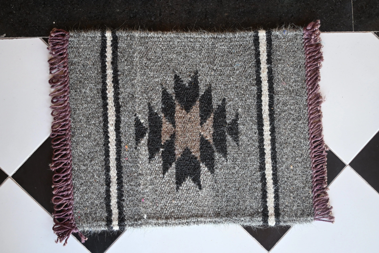 Rugmoda Cotton Gray & Black Geometric Star 1.5x2 ft Entryway Doormat Rug gallery