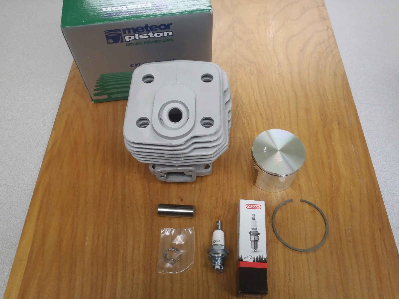 Meteor cylinder piston kit 54mm for Husqvarna 288 288XP 281 181 Italy Nikasil gallery