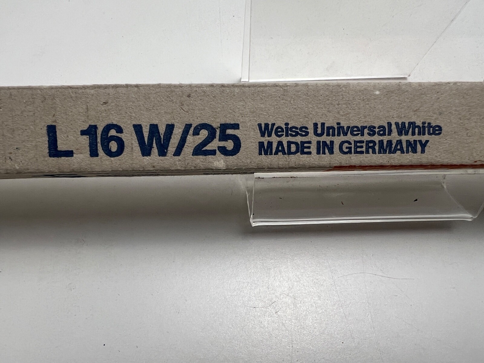 OSRAM, L 16W/25 Weis-Universal-White Florescent Lamp 720 x 26mm Made in Germany gallery