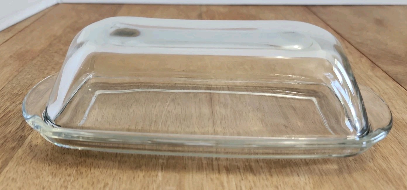 Rectangular Classic  Clear Glass Butter Dish  with Lid  7-1/2" x 3-1/4" x 2" gallery