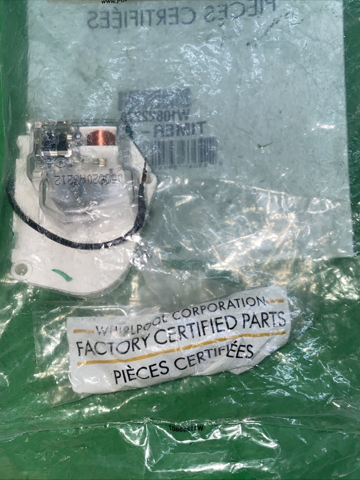 W10822278 : Whirlpool Refrigerator Defrost Timer - Genuine FSP OEM gallery