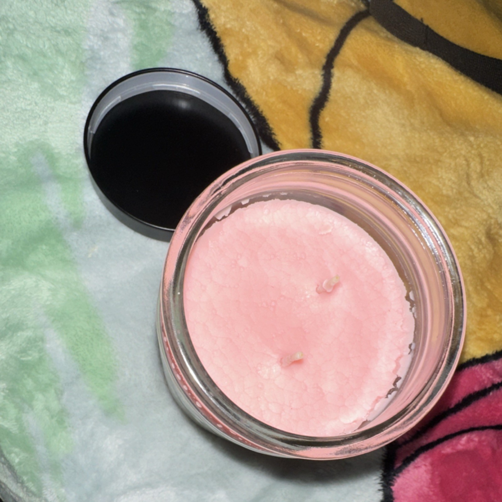 Soul Sister Pomegranate & Currant Scented Jar Candle 16 oz Double Wick gallery