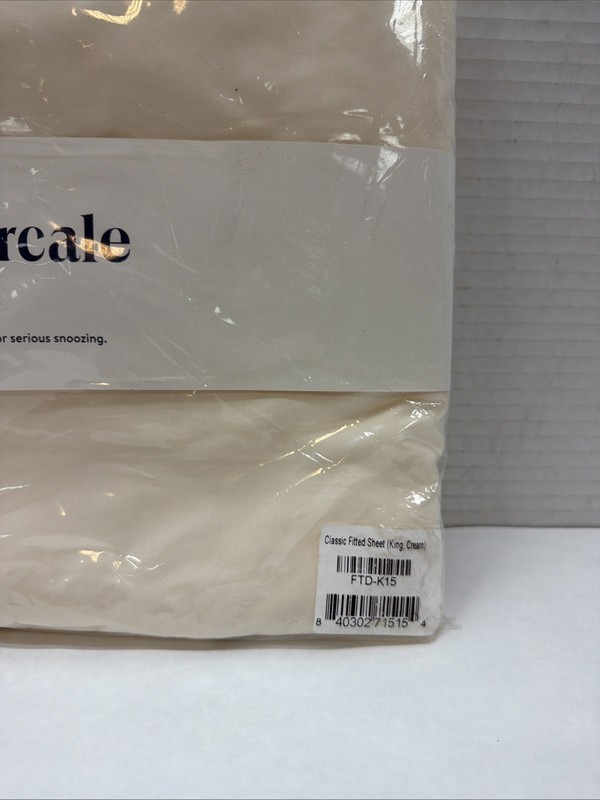 Brooklinen Classic Percale Fitted Sheet King Cream gallery
