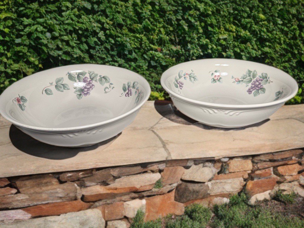 Set Of 2 - Pfaltzgraff Grapevine Stoneware 8.5" Veggie Serving Bowl gallery