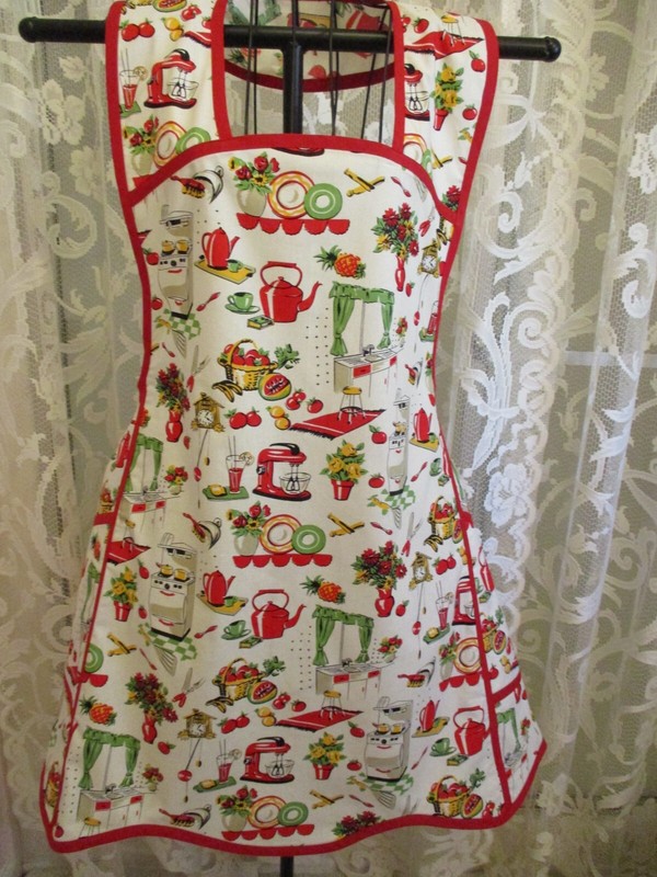 HANDMADE BIB APRON FIFTIES KITCHEN gallery