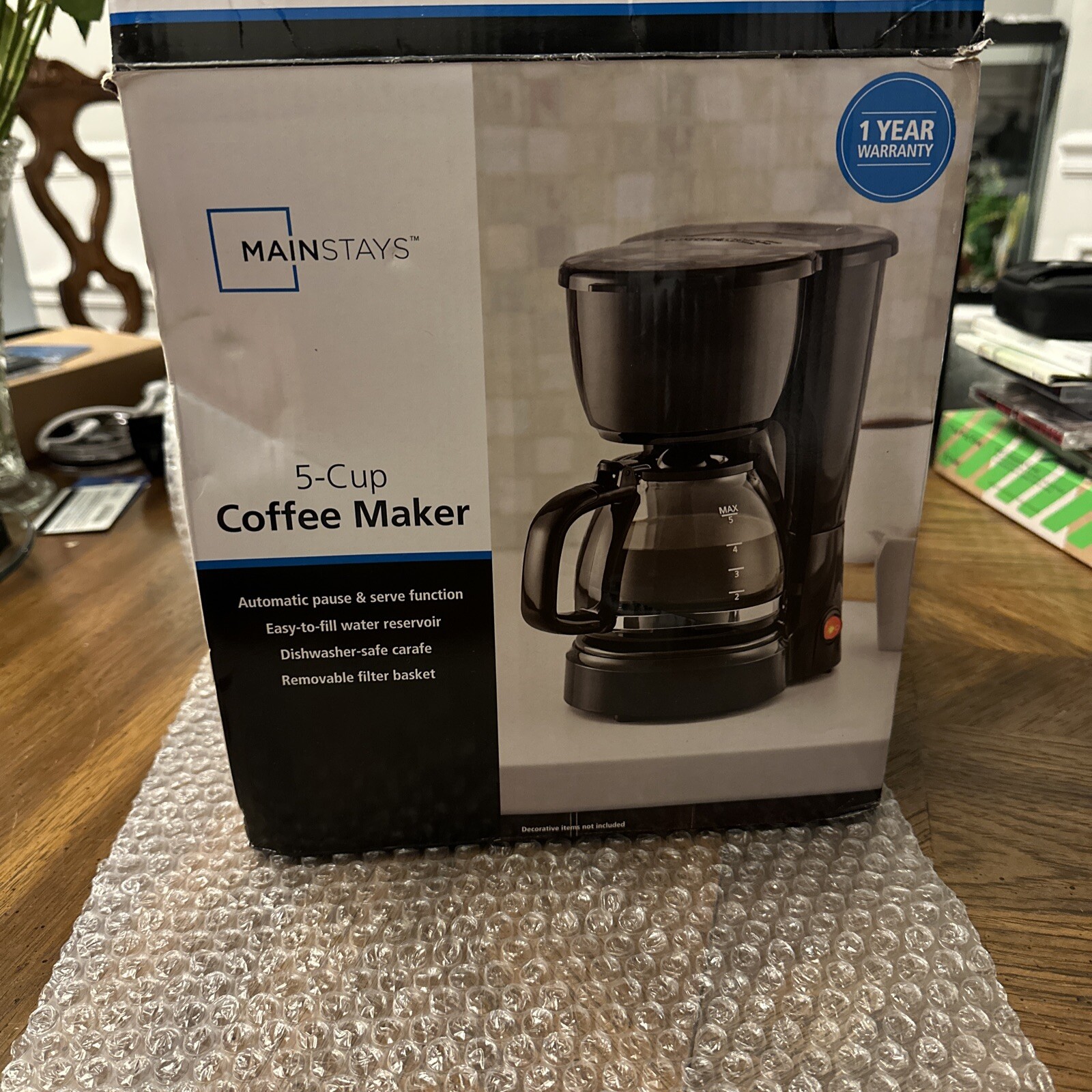 Mainstays 5-Cup Coffee Maker Removable Filter Basket 120V/60Hz/700W Black gallery