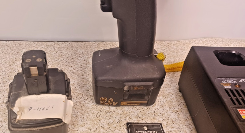 Craftsman 3/8 Variable Speed Cordless Drill/Driver Case More PARTS or REPAIR gallery