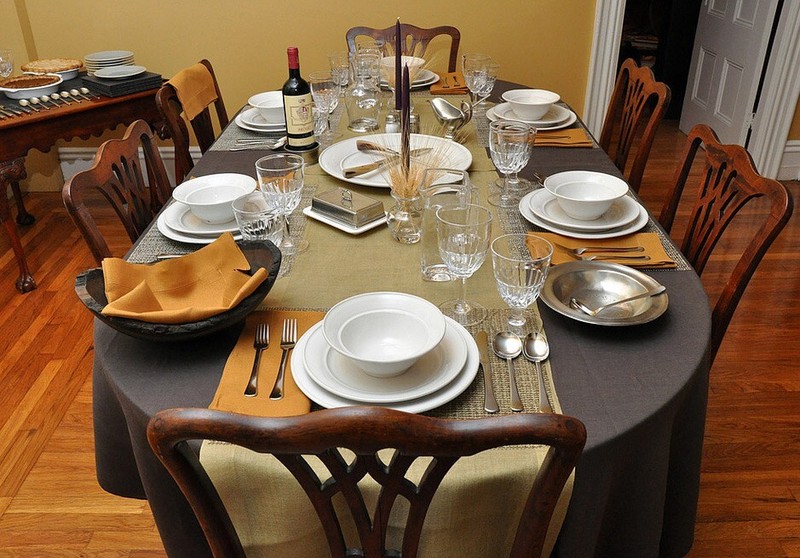 Oval Tablecloths, All Oval Tablecloth Sizes, 74 Colors gallery