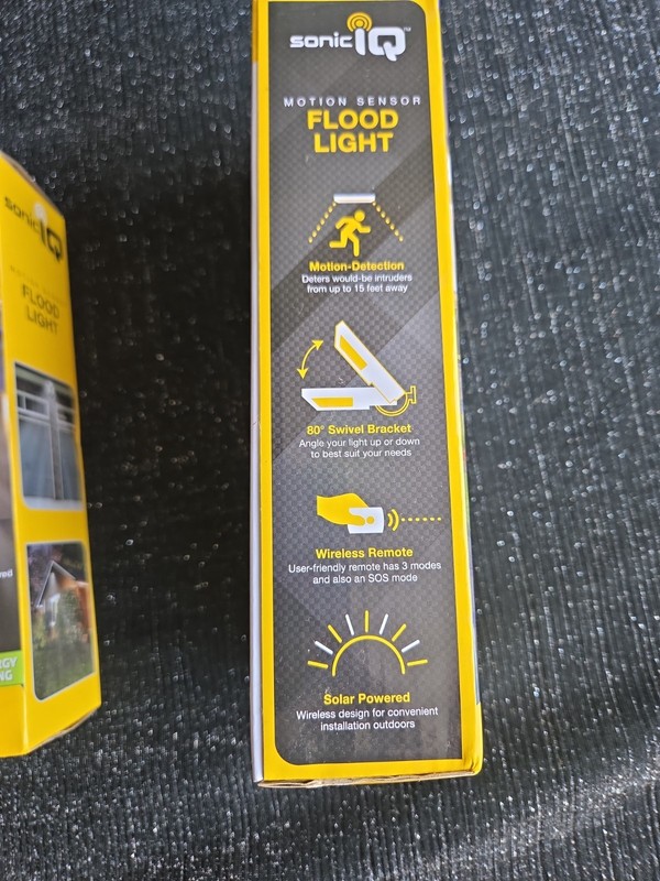 2- 1000LM Solar Wall Light – Remote Motion Sensor IP44 Outdoor Floodlight gallery