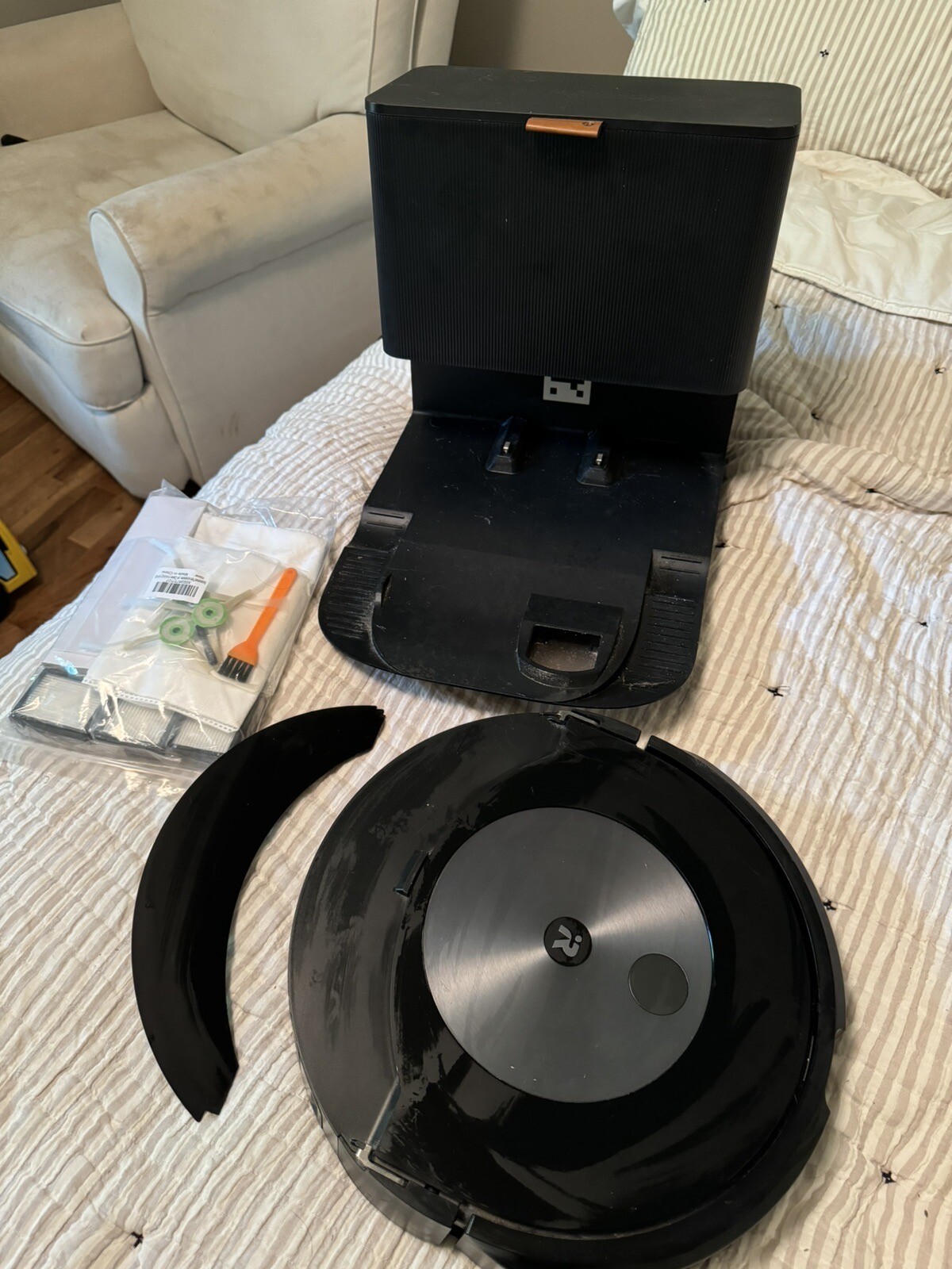 iRobot Roomba j7+ Self-Emptying Robotic Vacuum Cleaner - Graphite gallery