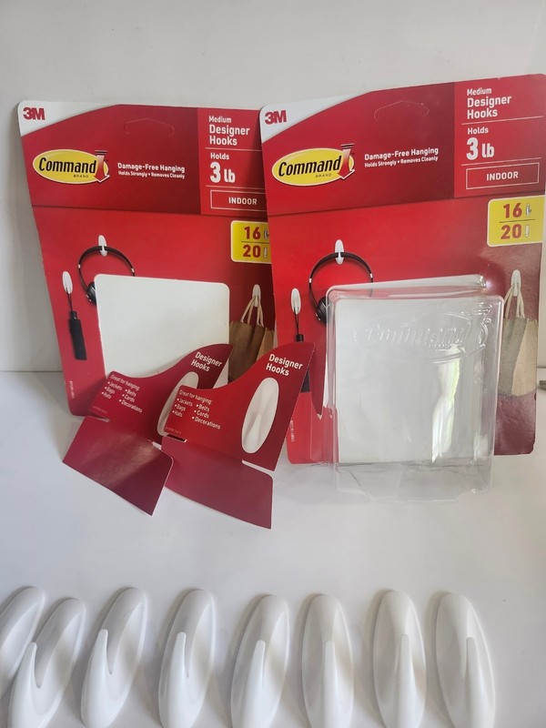 Command Medium Designer Hooks, 44 Hooks and 56 Strips, Holds up to 3 lb gallery