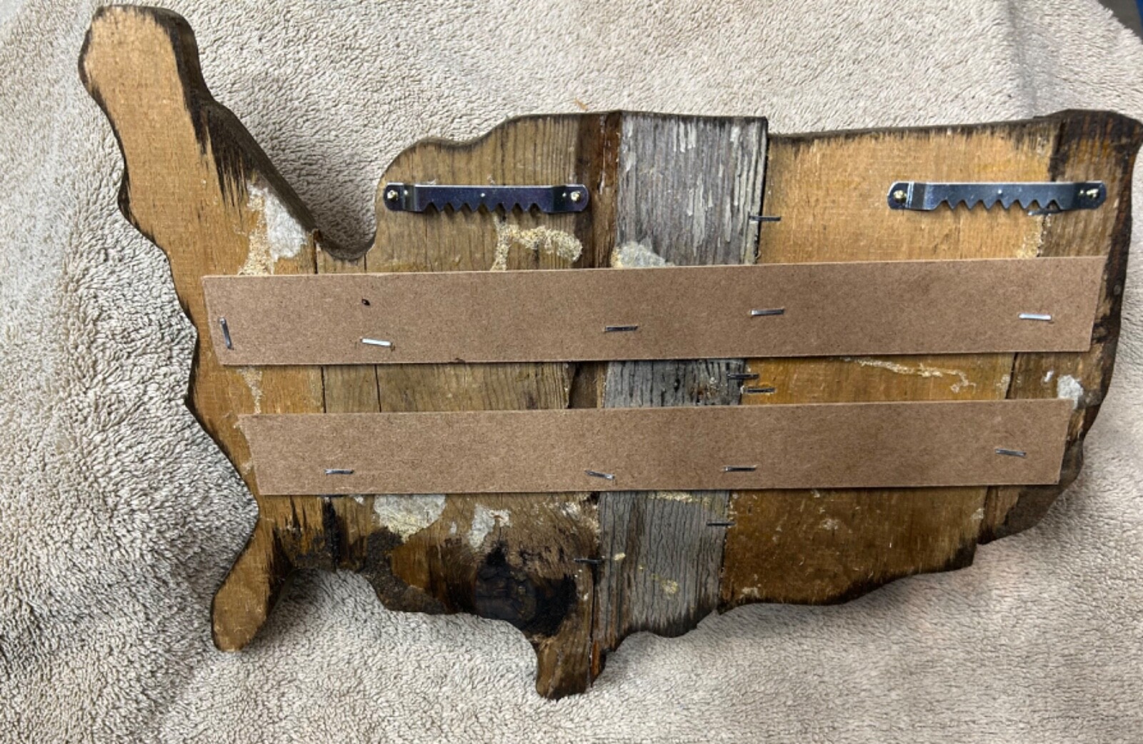 Reclaimed Rustic Wood United States Map Wall Key holder Dark Walnut gallery