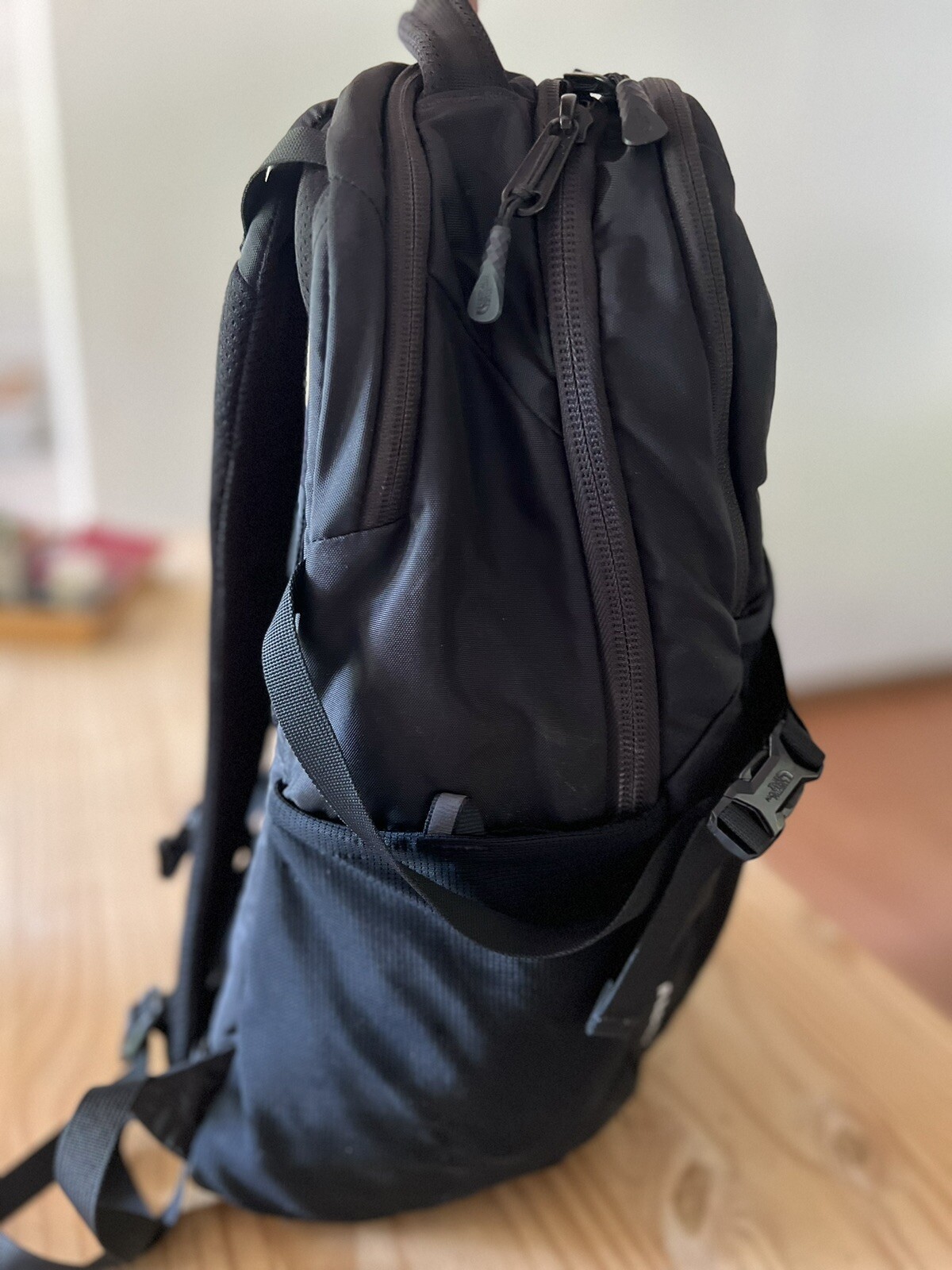 the north face recon backpack black 3