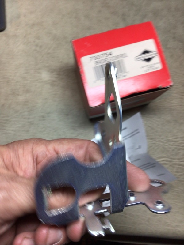 793754 Control Bracket Briggs And Stratton New Oem gallery