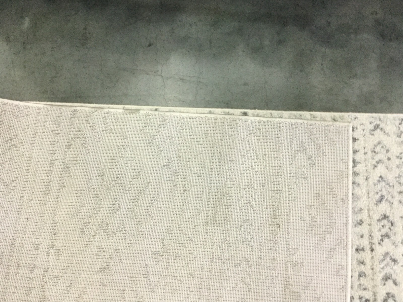 IVORY / GREY 6' X 9' Stained Rug Reduced Price 1172645810 TUL272A-6 gallery