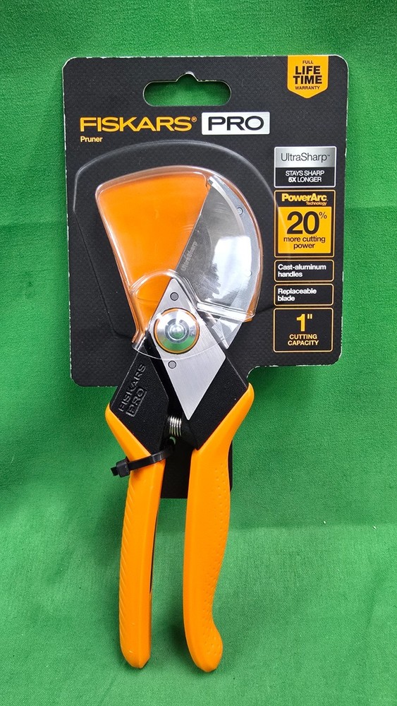 Fiskars Pro 1" Cutting Pruner Gardening Tool NEW (A3)