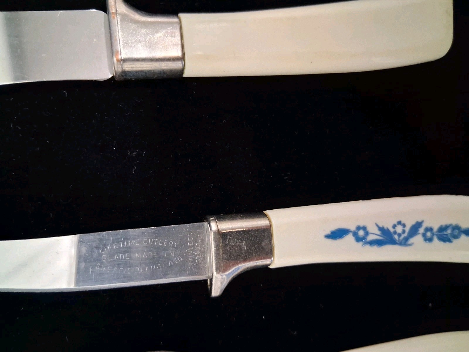 Three Piece Cornflower Pattern Cheese Set Vintage gallery