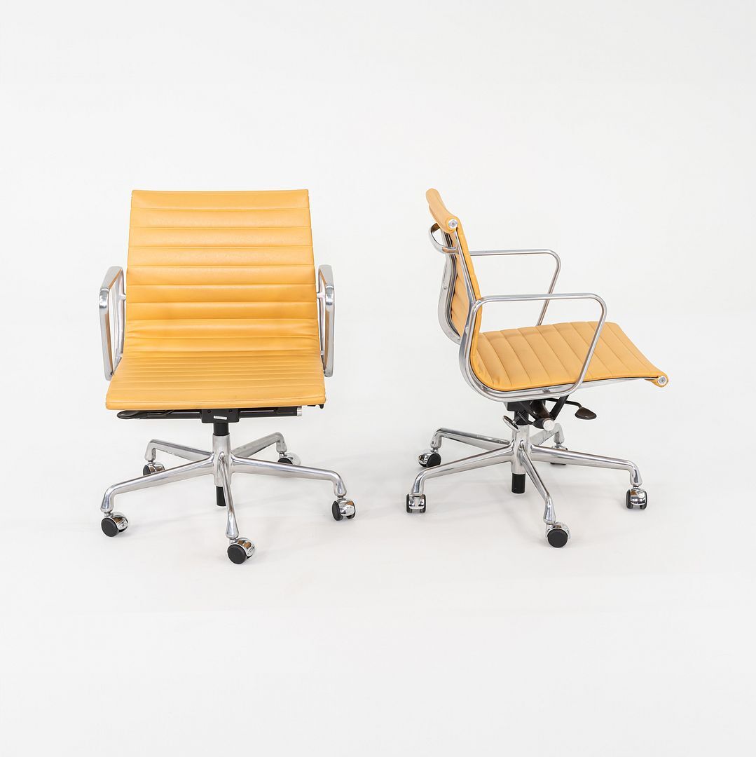 2014 Herman Miller Eames Aluminum Group Management Desk Chairs in Tan 12+ Avail gallery