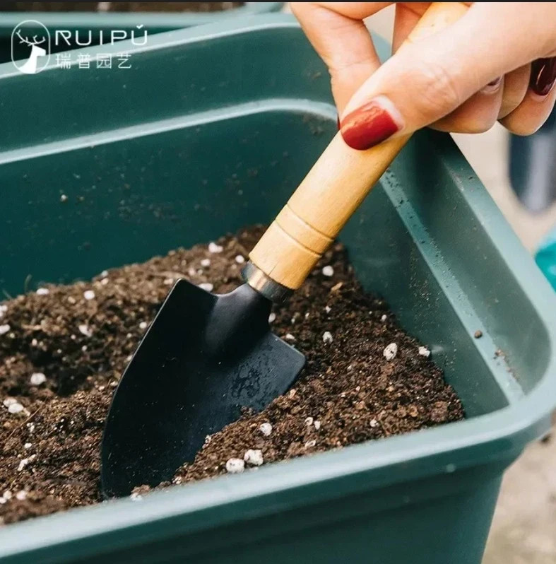 3Pcs Mini Garden Tool Set – Durable Wood & Metal Hand Tools for Plant Care - NEW gallery