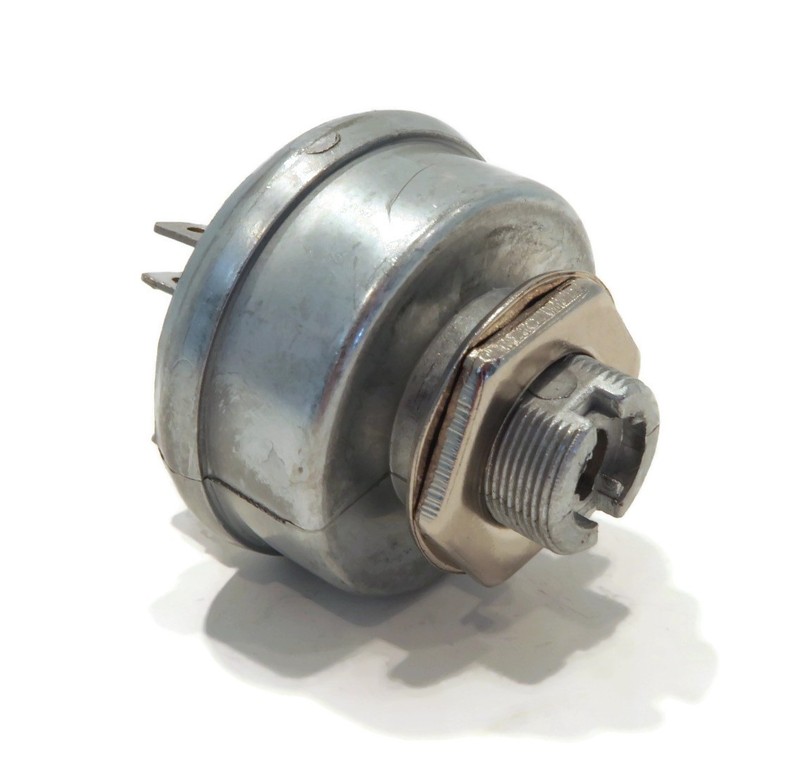 Ignition Starter Switch with Keys for Cub Cadet 1535, 1861, 1862, 2160 Lawnmower gallery