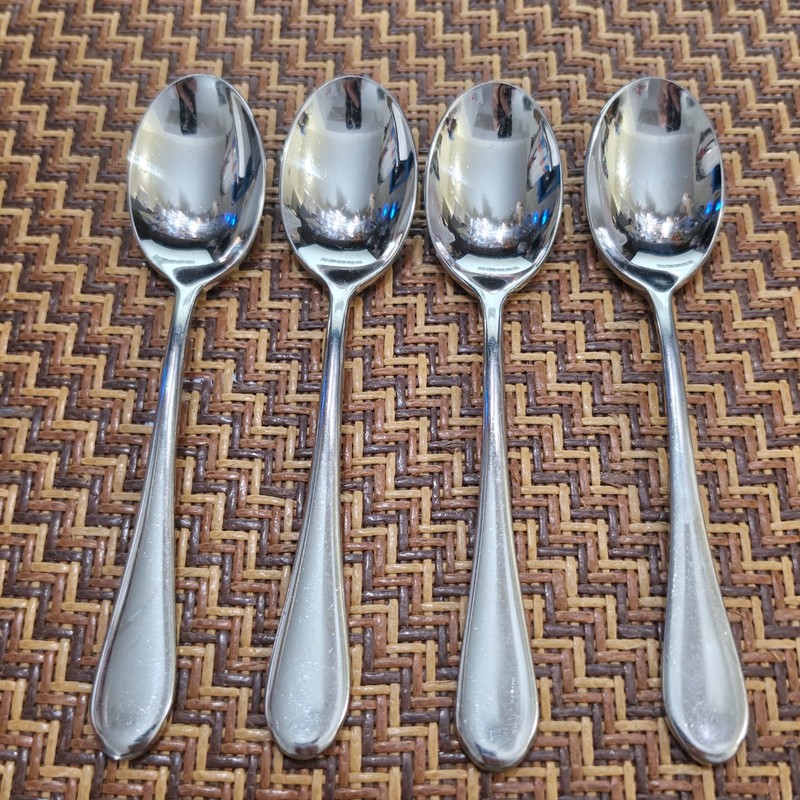 Oneida Icarus Stainless Flatware Spoons, Forks & Teaspoons Your Choice gallery