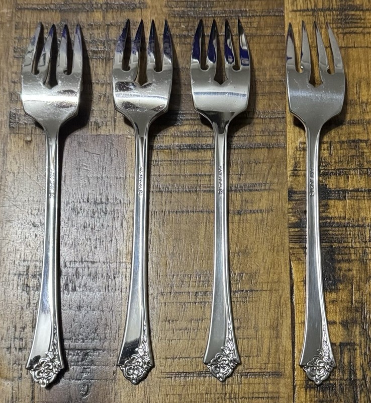 4 Oneida DAMASK ROSE Glossy Cube Mark Stainless Flatware SALAD FORKS gallery