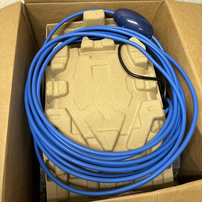 Dolphin Explorer E20 Robotic Pool Cleaner Auto Vacuum Easy Clean (9426) gallery