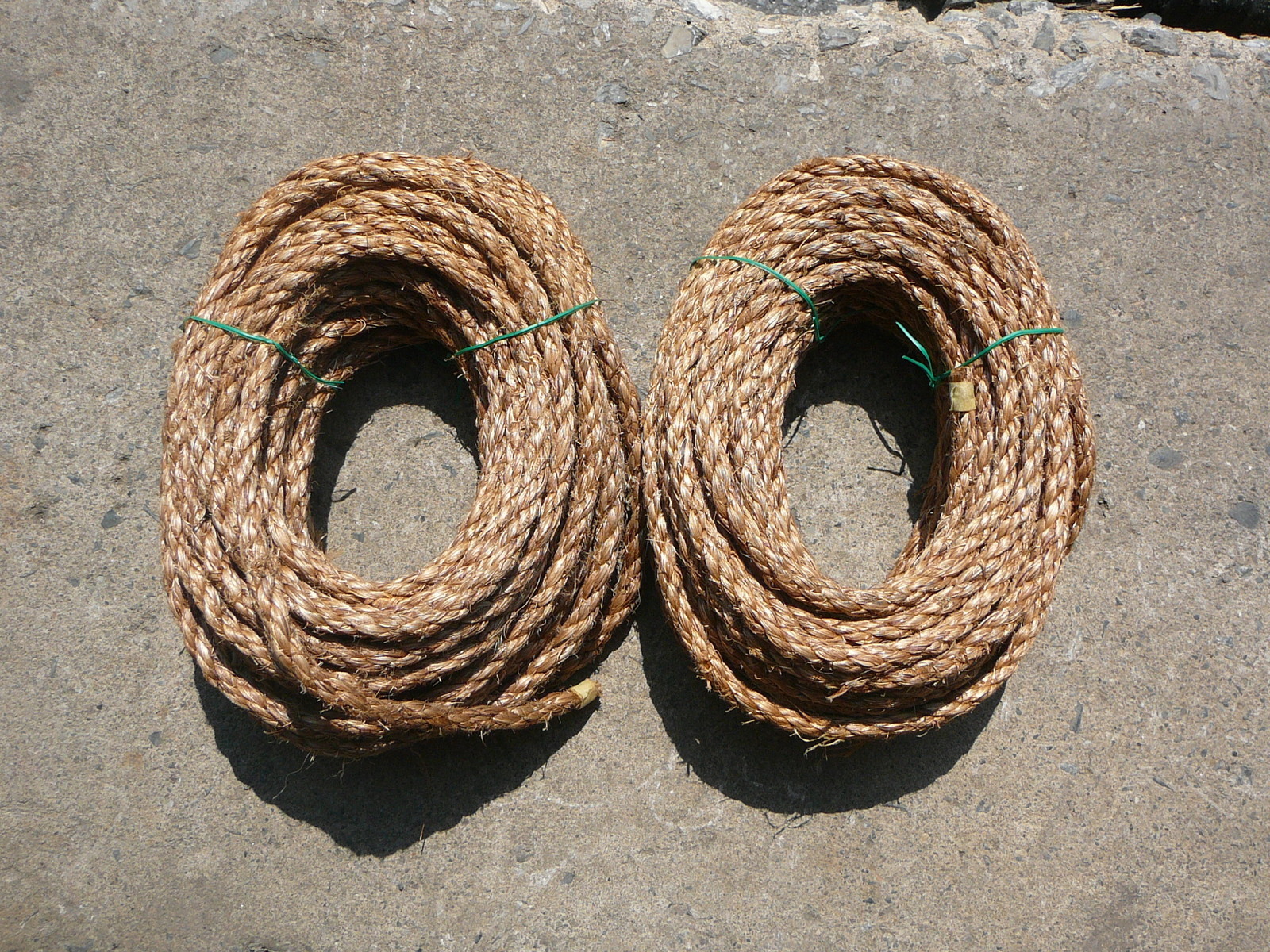 Civil War Reenactment Camp/Tent Authentic Manila Hemp Rope 100 ft, Natural Brown gallery