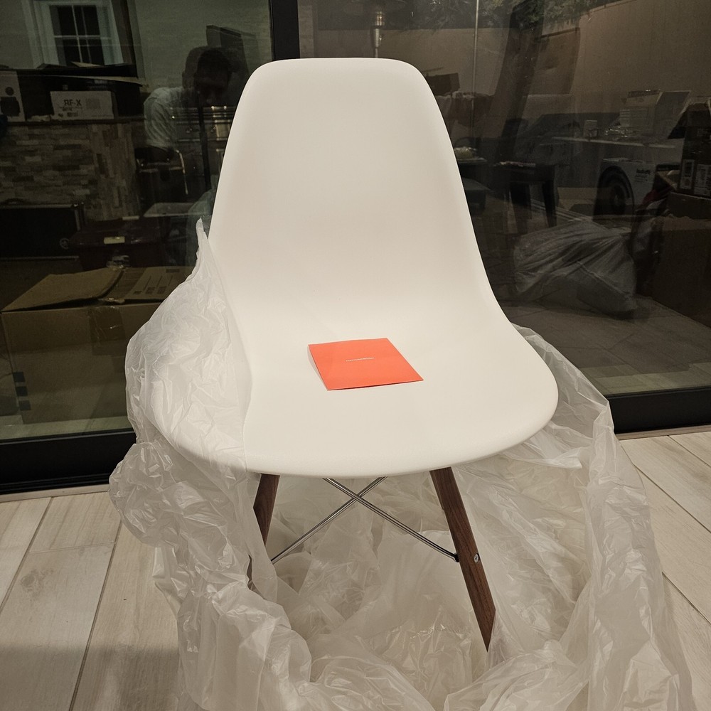  Herman Miller Eames Molded Plastic Side Chair Dowel Base 1 Chair New W/BOX