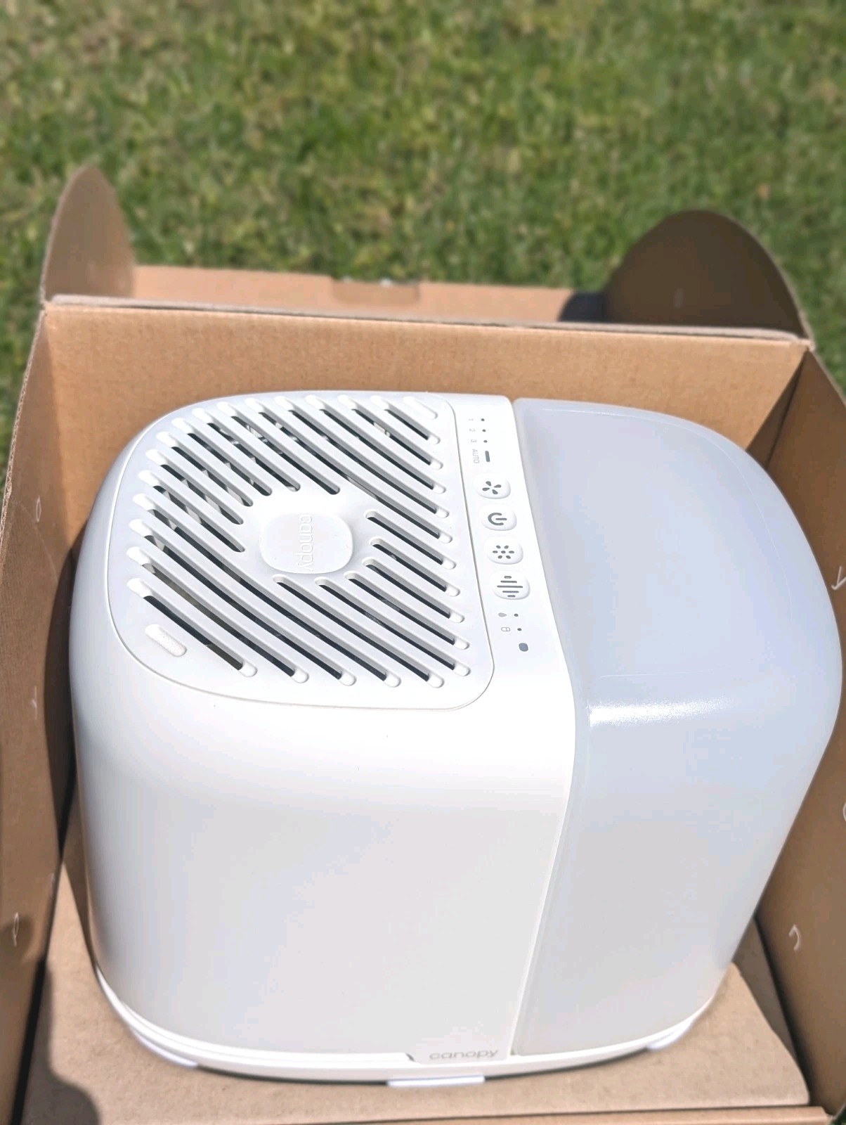 Canopy Bedside 2.0 Humidifier WHITE - Excellent Condition gallery