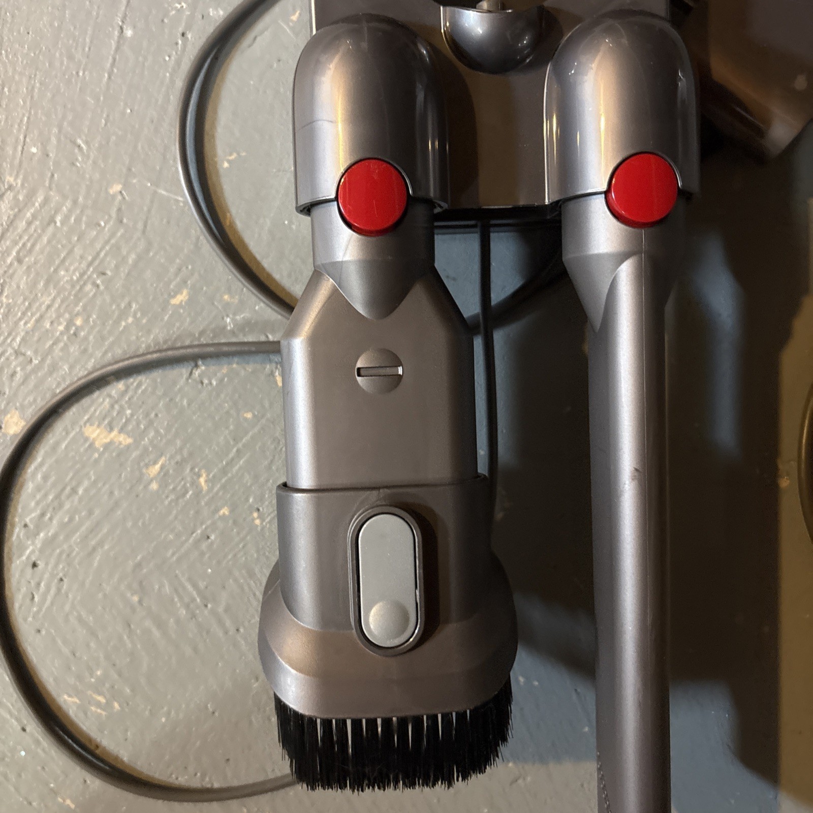 Dyson V11 OUTSIZE Power Adapter Charger & Wall Mount Charging Dock gallery