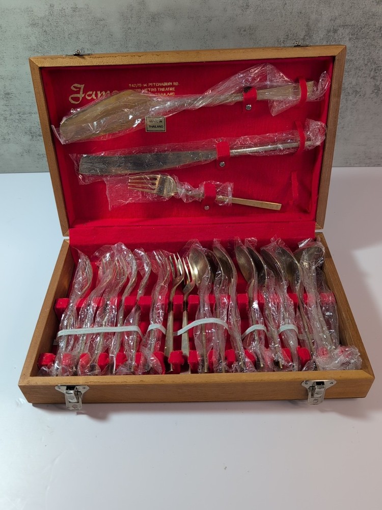19 Piece Service for 8 Flatware Set Thailand Nickel Bronze in Wooden Box NEW