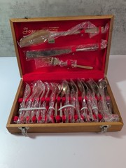 19 Piece Service for 8 Flatware Set Thailand Nickel Bronze in Wooden Box NEW