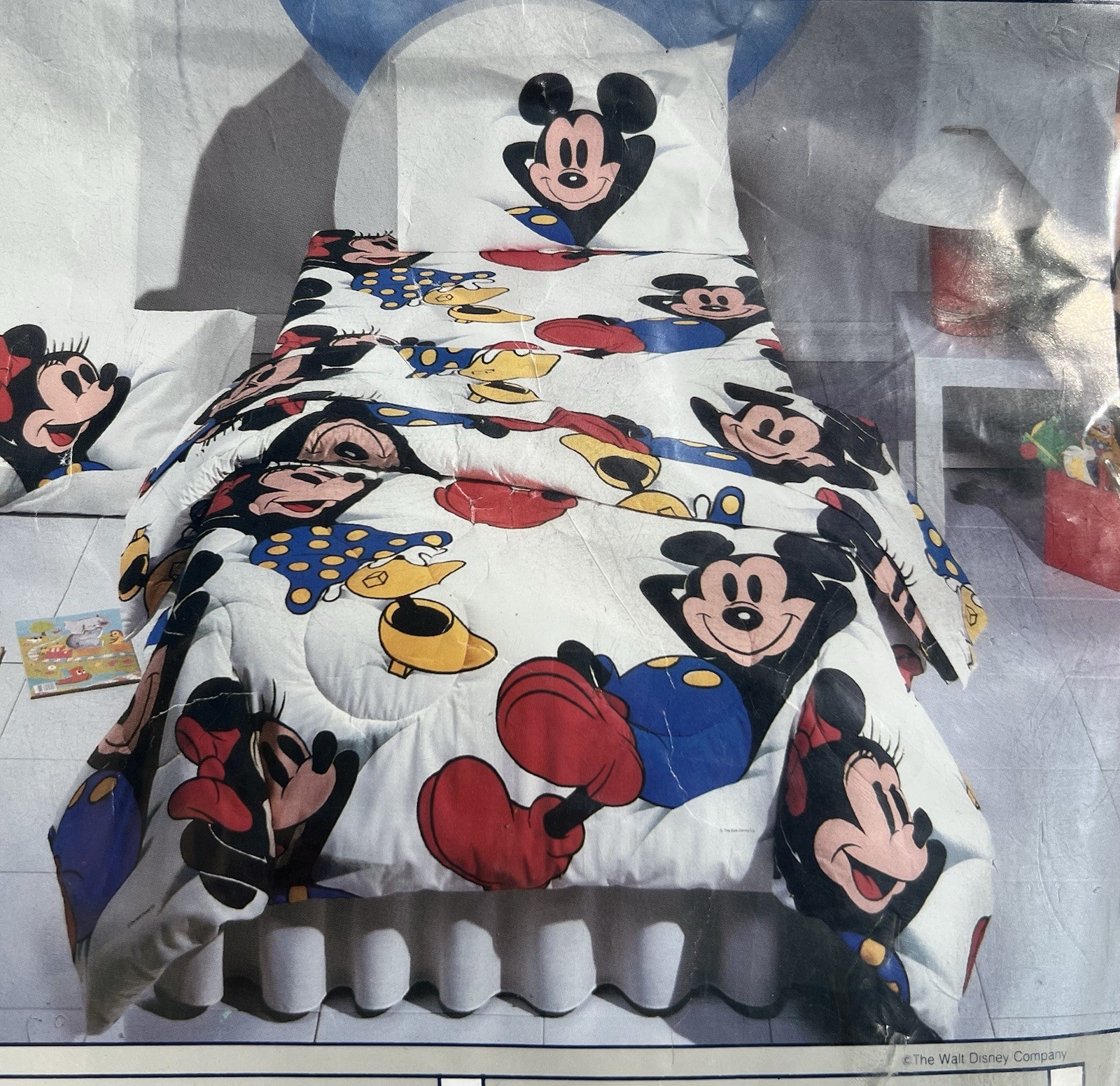 NEW Wamsutta Mickey Minnie Mouse “Caught Napping” Twin Comforter NOS USA-Made gallery