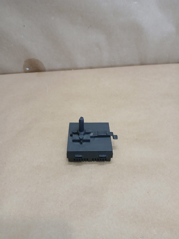 Whirlpool Washer Temperature Switch 8577786 Rev REL OEM Genuine Appliance #4410 gallery
