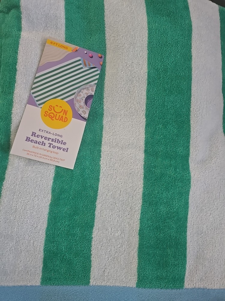 Extra Long Reversible Beach Towel Build In Hanging Loop 36×72 In (91.4cm× 182.8)