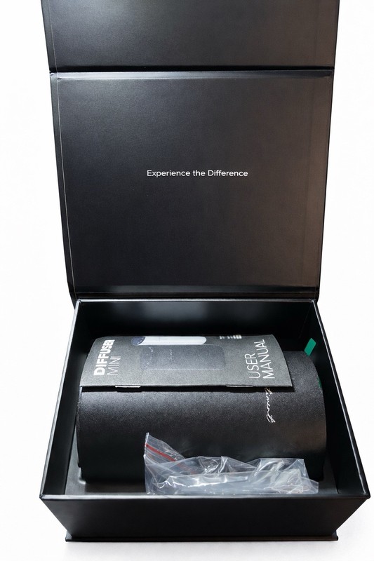 Scentiment Mini Scent Diffuser Black Rechargeable Portable Aromatherapy Device gallery