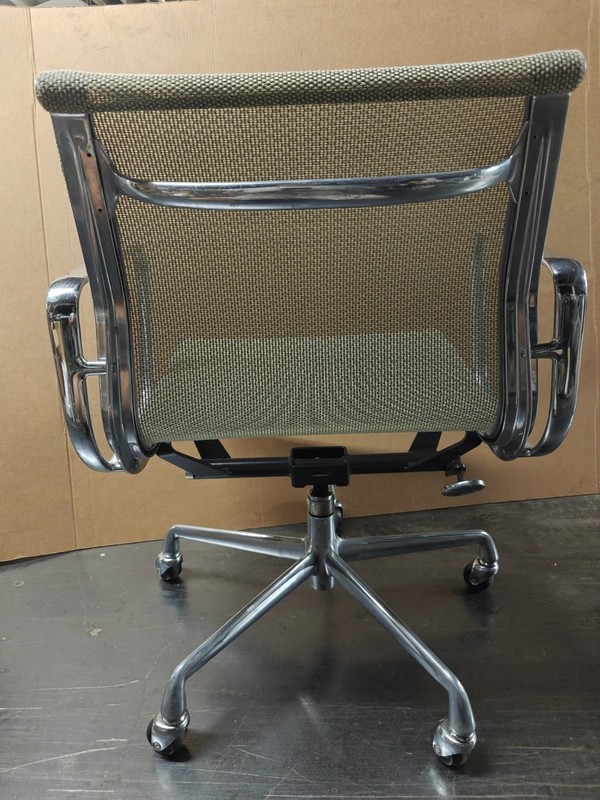 2007 Eames Herman Miller Low Back Management Aluminum Group Desk Chair Gold Mesh gallery