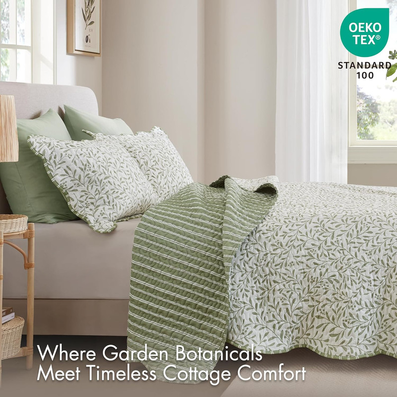 3-Piece Reversible Quilt Set, Botanical Print & Scalloped Edge, Lightweight Summ gallery