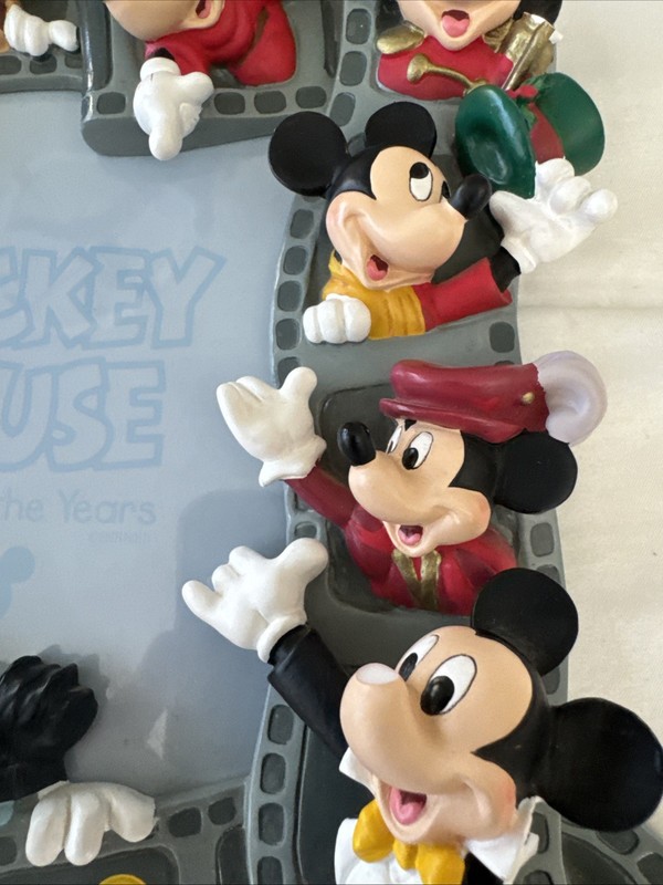 Disney Mickey Mouse Through the Years 3D Picture Frame Figurine Resin Photo gallery