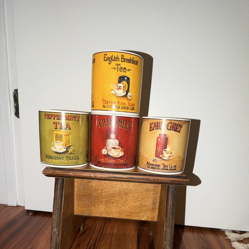 Vintage Oneida 4pc 8oz Ceramic Tea Theme Mugs Microwave Safe, no chips gallery