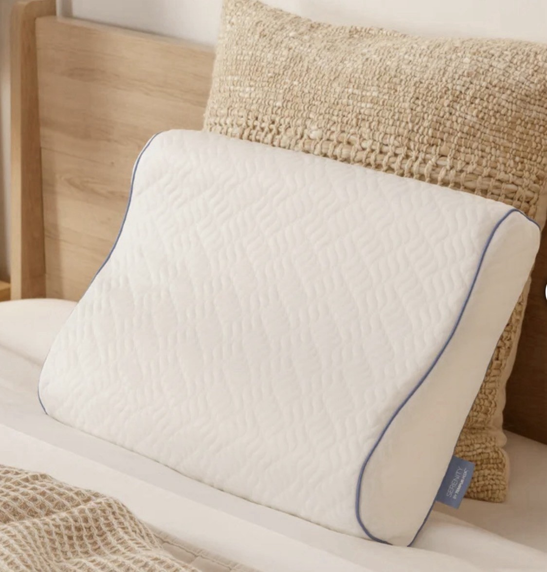 Serenity by Tempur-Pedic Contour Memory Foam Pillow gallery
