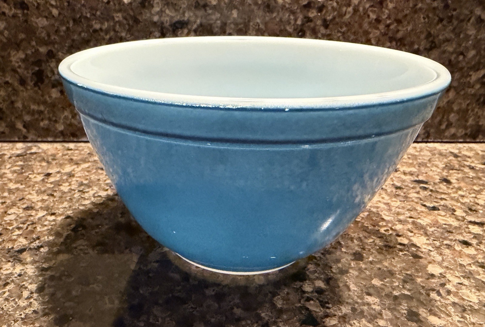 Pyrex Mixing Bowl Nesting Blue Rainbow Primary Color 401 Glass Vintage MCM USA gallery