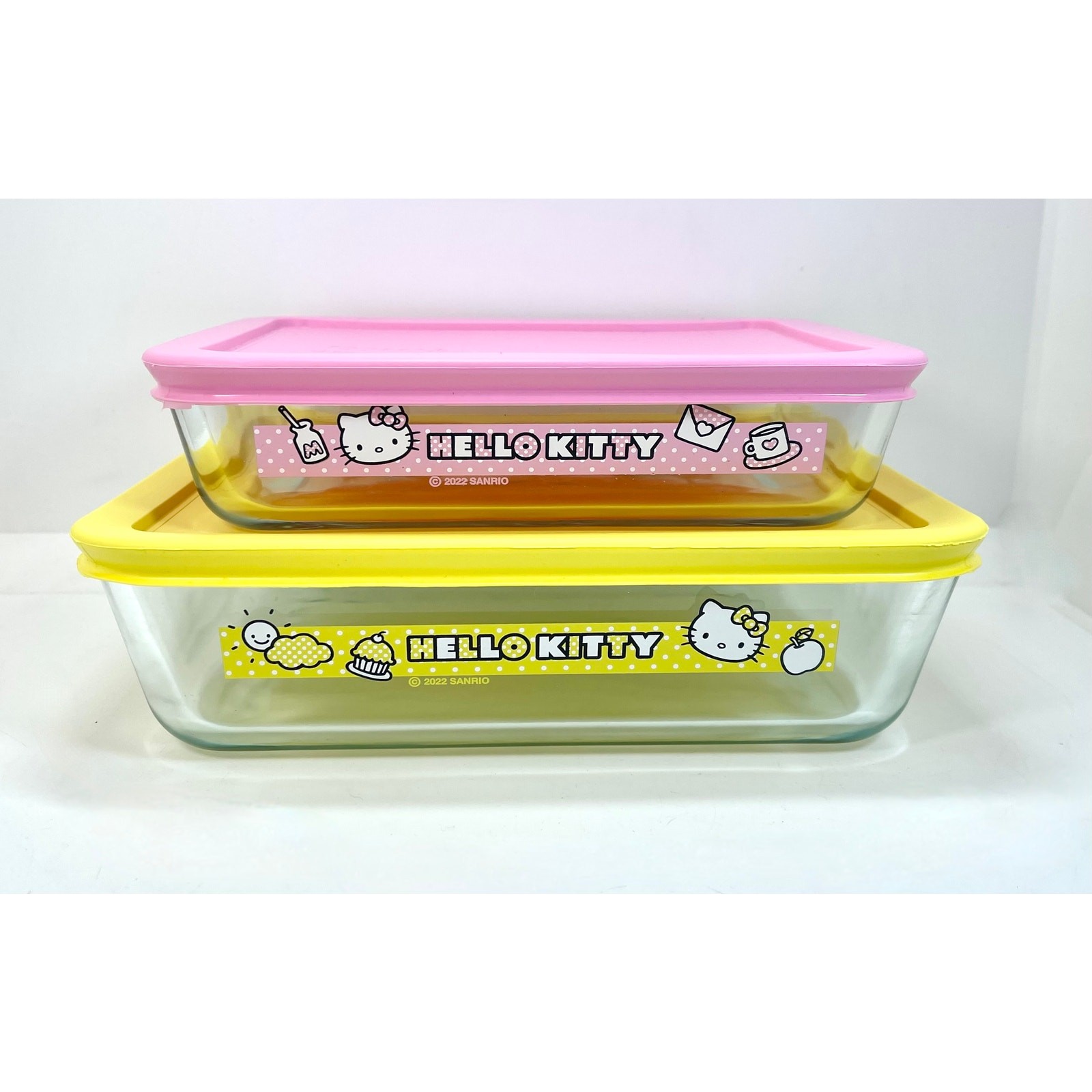 Pyrex Hello Kitty Rectangular Glass Storage 7210 7211 w/ Lids SET gallery