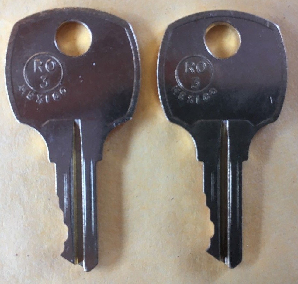 C251A-C500A 2 Keys SNAP ON / File - Storage Cabinet / Office Furniture / key