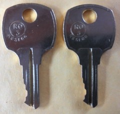 C251A-C500A 2 Keys SNAP ON / File – Storage Cabinet / Office Furniture / key
