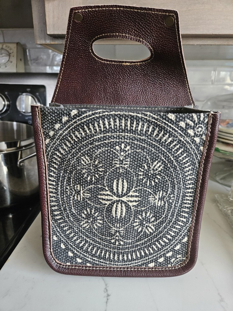 Myra Bag Mandala Pattern Leather Canvas Wine Carrier Bag for Bottles