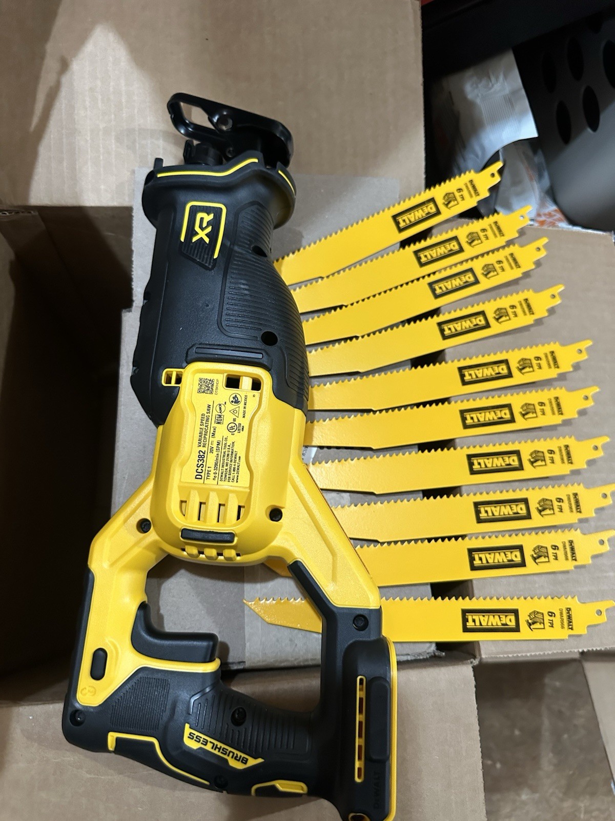 DEWALT DCS382 20V MAX XR Brushless Reciprocating Saw Tool Only w/ 9 Blades gallery