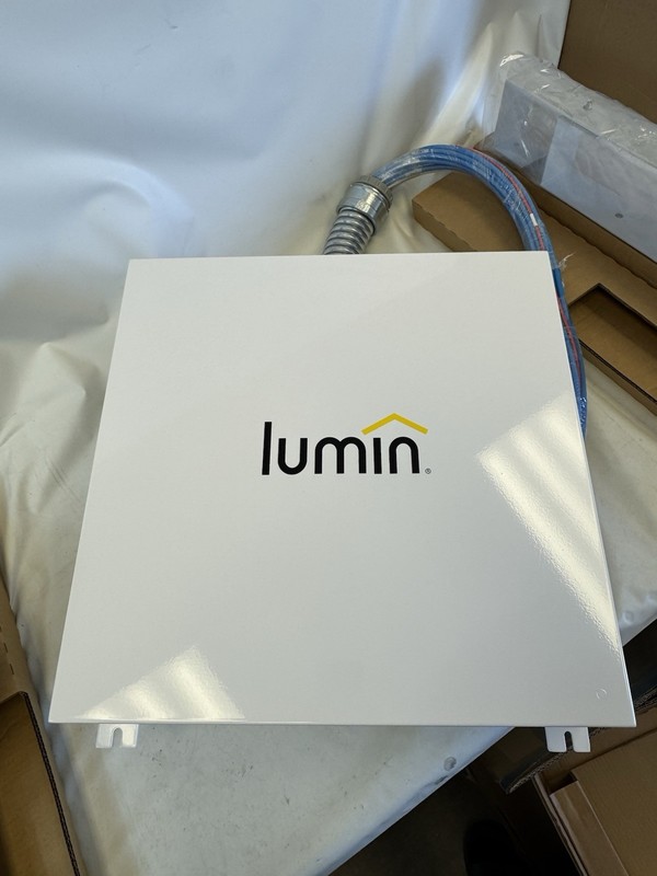 Lumin LSP-DC Smart Electrical Panel for Solar Storage 120-240 VAC, 60Hz -Indoor gallery